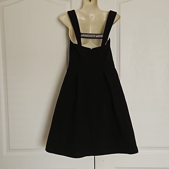 RW&CO Pleated Beaded Cut Out Mini Dress Black & Silver 00 - Picture 3 of 16